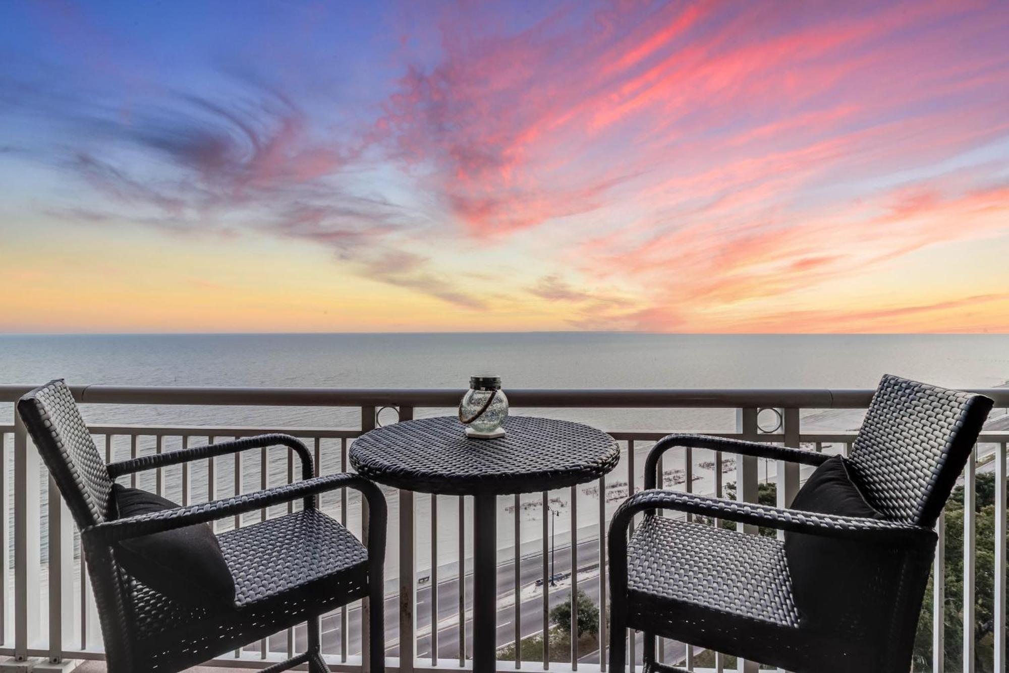 Gorgeous Oceanview 3Br Luxury Condo - Latitude Gulfport Luaran gambar