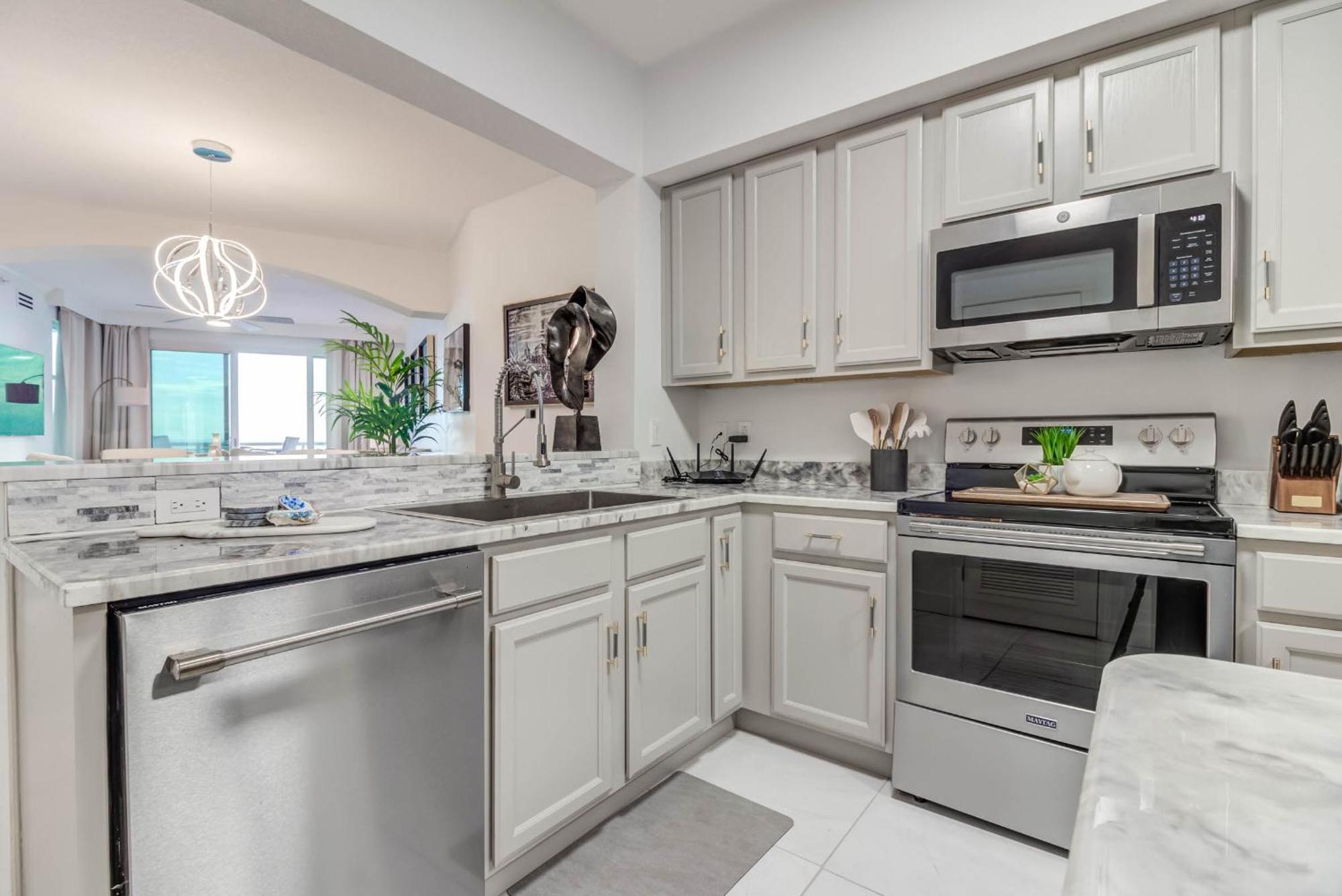 Gorgeous Oceanview 3Br Luxury Condo - Latitude Gulfport Luaran gambar